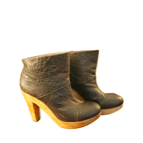 Theory Boots Women's Size 8.5 Dark Brown Textured Leather Wooden Heel - Picture 3 of 10